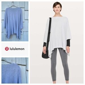Lululemon Women's Heather Core Grey 3 Way Divinity Poncho, Shawl, Wrap‎